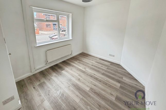 26, St. Leonards Place, Alfreton photo 4