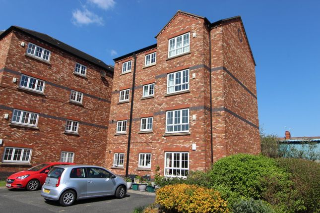 Thumbnail Flat for sale in Thomas Brassey Close, Chester, Cheshire