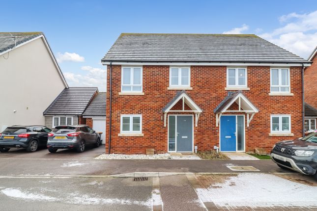 16, Cheshire Rise, Leighton Buzzard photo 3