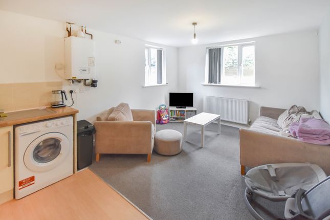 16 Marmion Court, Marmion Road, Nottingham photo 2