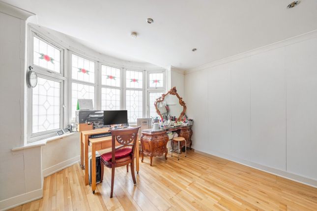 Flat 1, 35, Grand Drive, London photo 4