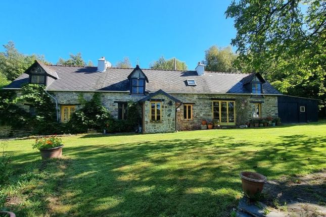 Property for sale in Brittany, Cotes D'armor, Caurel