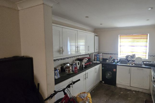 73, Cambridge Court, Bishop Auckland photo 4