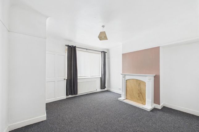 3 Bedroom Semi-Detached in CH44 6PU