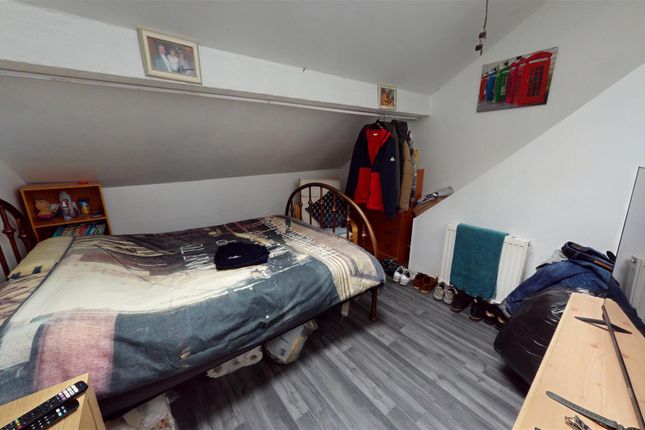 End terrace house for sale in Crossley Terrace South, Ovenden, Halifax