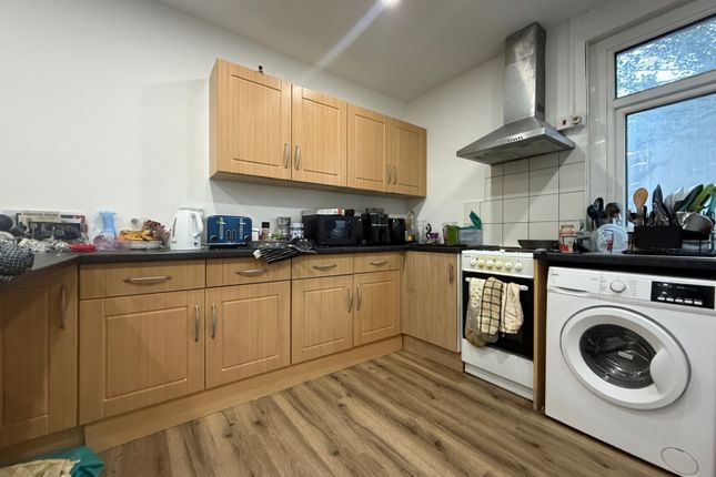 5-bed terraced on 10, Miskin Street, Cardiff, £2,975/mo