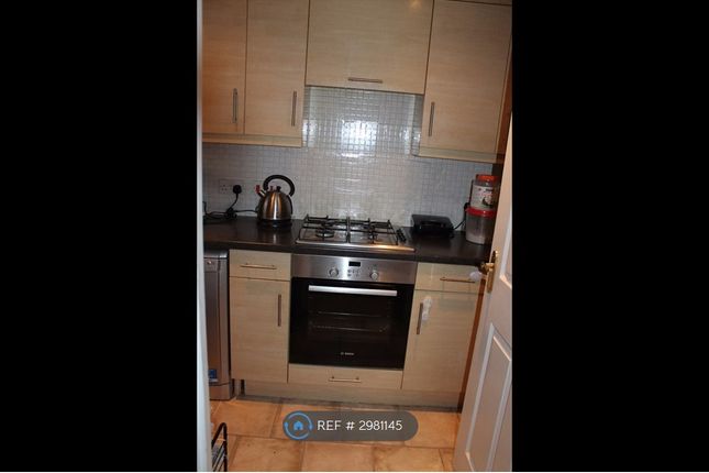 Gilbert Way  Langley, Slough photo 4
