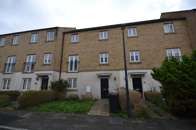 2-bed house on 68, Harlow Crescent, Milton Keynes, £1,395/mo