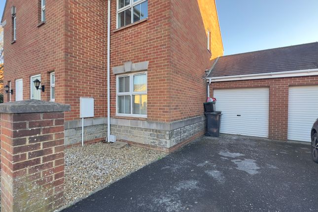 73, Old Mill Way, Weston-super-Mare, North Somerset photo 2