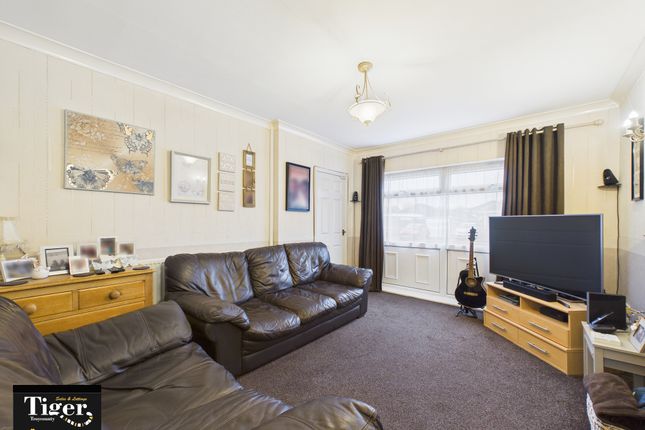 87, Macauley Avenue, Blackpool photo 2