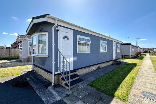 Thumbnail Mobile/park home for sale in Sunnyhurst Park, Blackpool