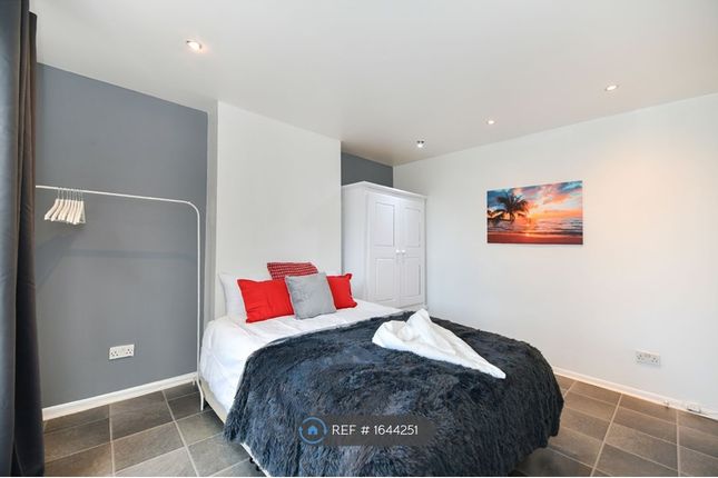 Thumbnail Terraced house to rent in Nursery Road, Brixton