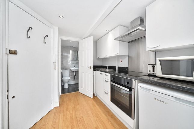 Flat 15, 36, Penywern Road, London photo 2