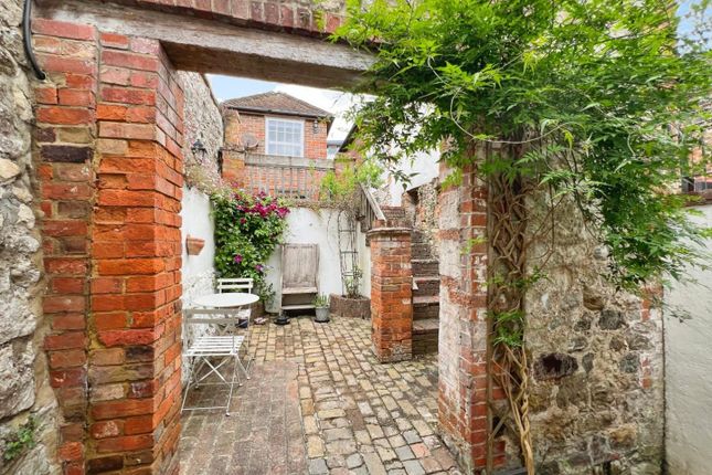 143A, High Street, Hythe photo 2