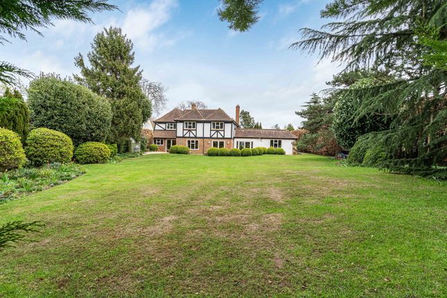 51, The Ridgeway, Leatherhead photo 2