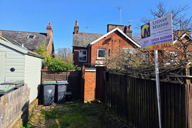 2-bed house on 54, Birchanger Lane, Bishop's Stortford, £295,000