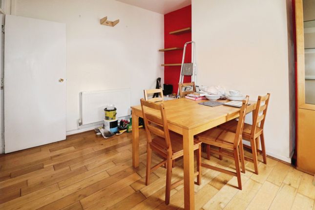 15, Dalton Street, Cardiff photo 5