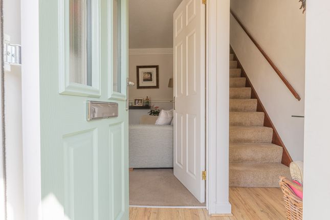 15, Clos Y Cedr, Caerphilly photo 4