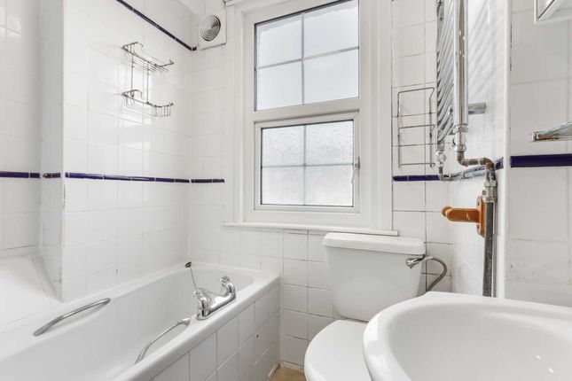 Cottage for sale in Lambert Road, London