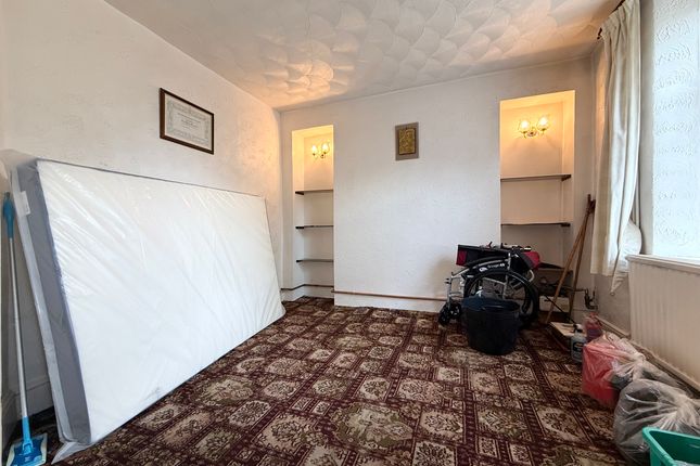 8 Cefndon Terrace, Aberdare photo 2