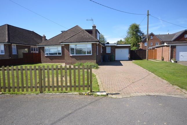 Thumbnail Detached bungalow to rent in Queensway, Hazlemere, High Wycombe