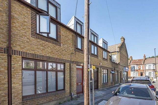 Edna Road, London photo 3