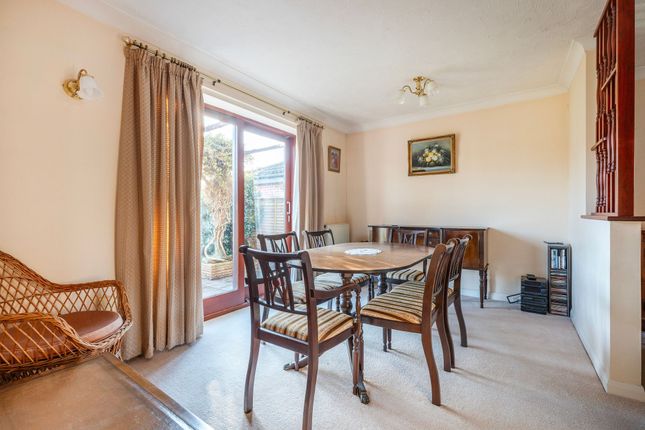 17 Bracecamp Close, Great Yarmouth photo 3