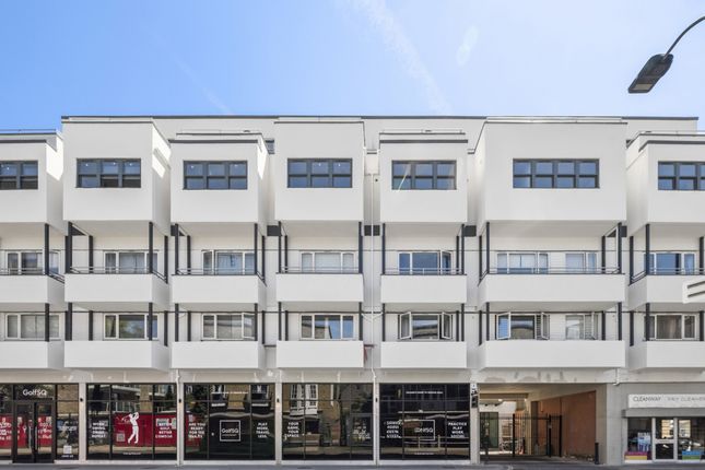 Flat 4 Chelsea View, 14, Farm Lane, London photo 3