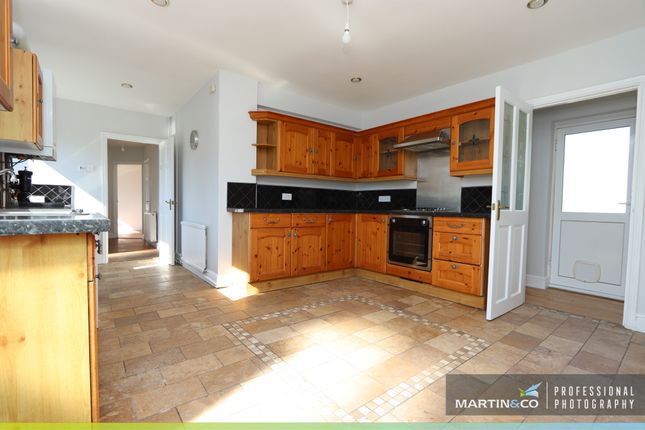 2, Herbert Close, Cardiff, Cardiff photo 3