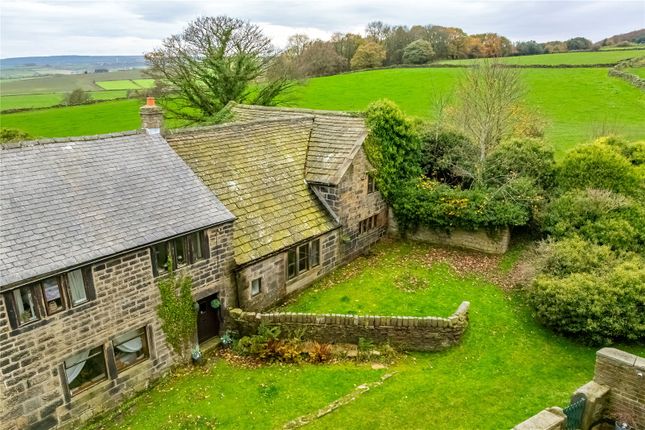 46, Oldfield, Holmfirth photo 3