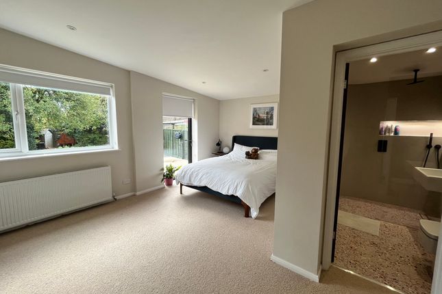 46 Tilsworth Road, Leighton Buzzard photo 4