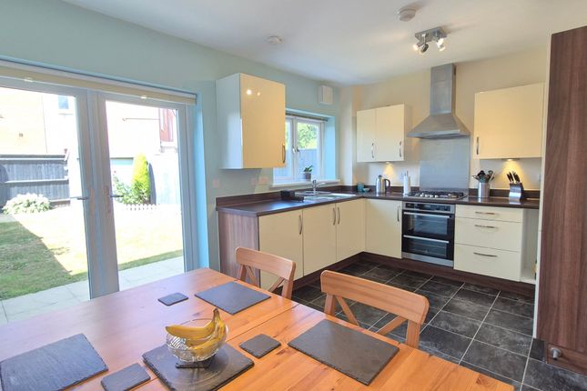 9 Larch Drive, Coalville photo 2