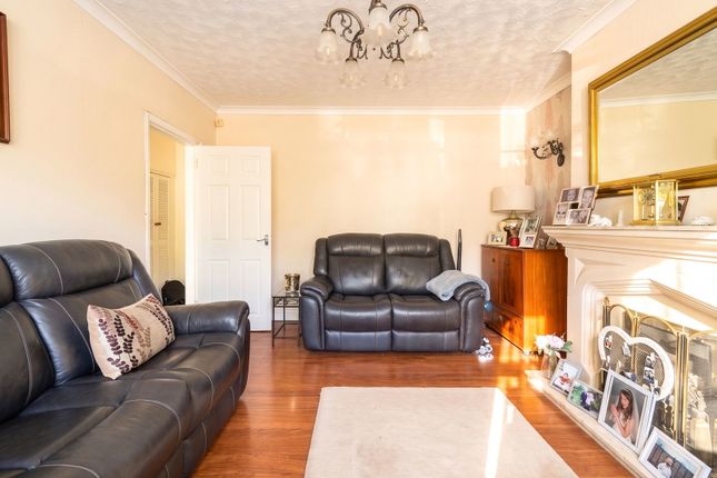 114, Robin Hood Lane, Birmingham photo 3