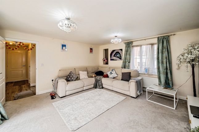 2, Merryweather Street, Aylesbury photo 2