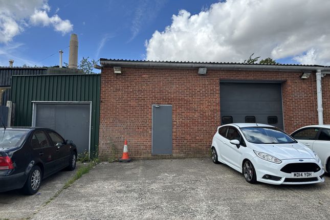 Light industrial to let in Harrison Drive, Skitts Hill, Braintree, Essex