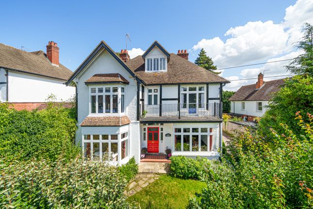 Thumbnail Detached house for sale in West Hill Road, Hook Heath, Woking
