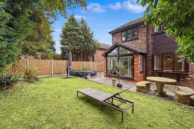 6 The Meadows, Manchester photo 4