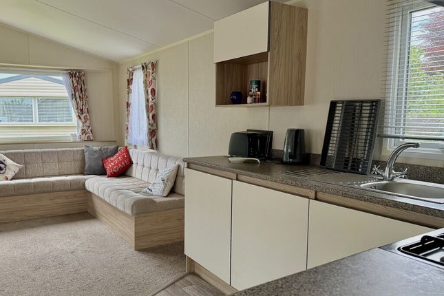 Juliots Well Lodge Retreat, High Street, Camelford photo 4