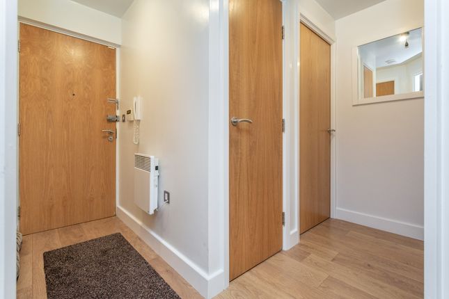 Flat for sale in Birch Close, York