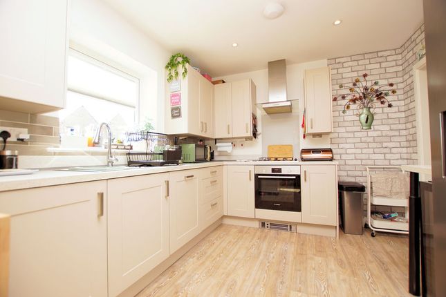 19, Argus Road, Lee-On-The-Solent photo 4