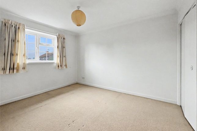 27, The Glebe, Yeovil photo 4