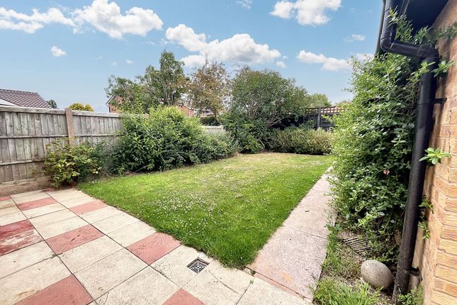 19 Keswick Close, Crewe photo 4