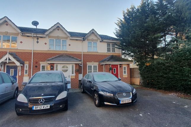 2-bed terraced on Hurworth Avenue, Slough, £1,750/mo