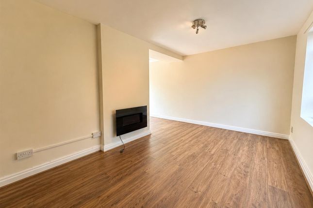 47, Floatshall Road, Manchester photo 3