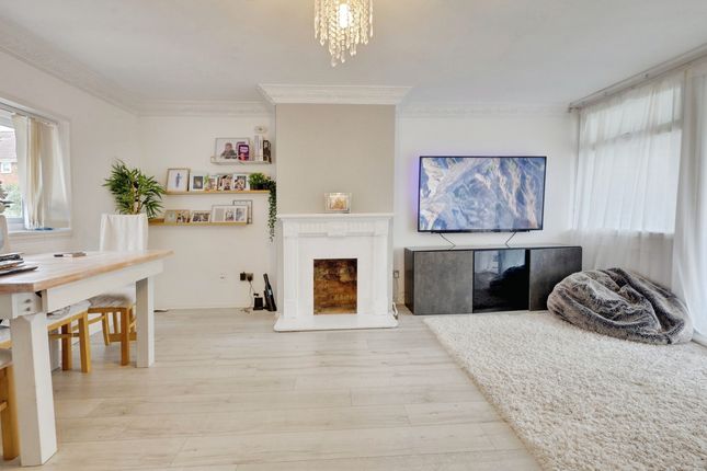 1, Clickett Hill Basildon, Basildon photo 4