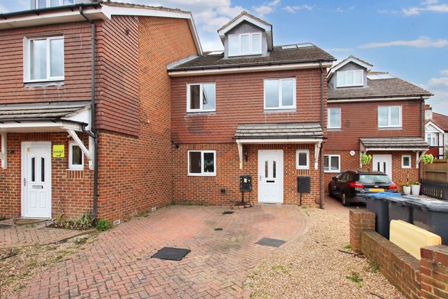 Terraced house for sale in The Glade, Croydon
