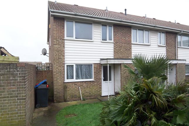 Room to rent in Swinford Gardens, Margate