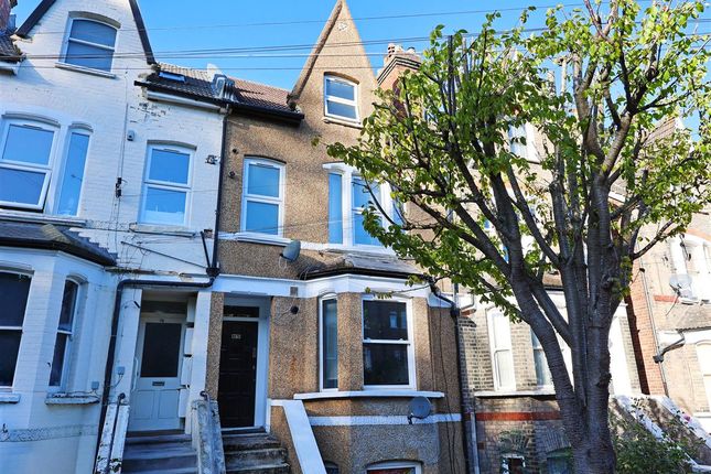 70, Heathfield Road, Croydon photo 2
