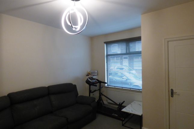 11 Minorca St, Minorca Street, Bolton photo 3