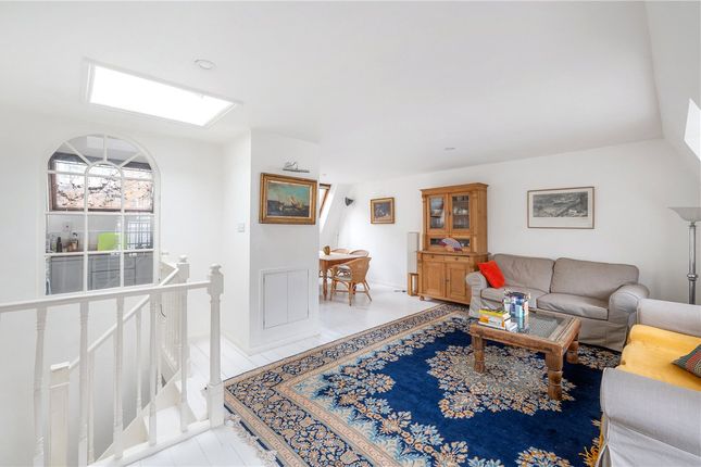 23, St. Lukes Mews, London photo 4